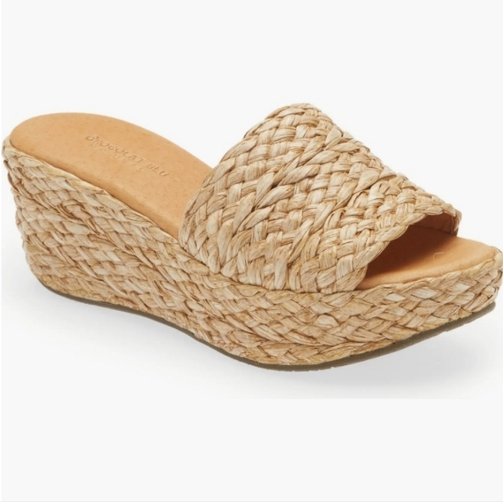 Chocolat Blu Braided Raffia Platform Slide Sandals in Natural